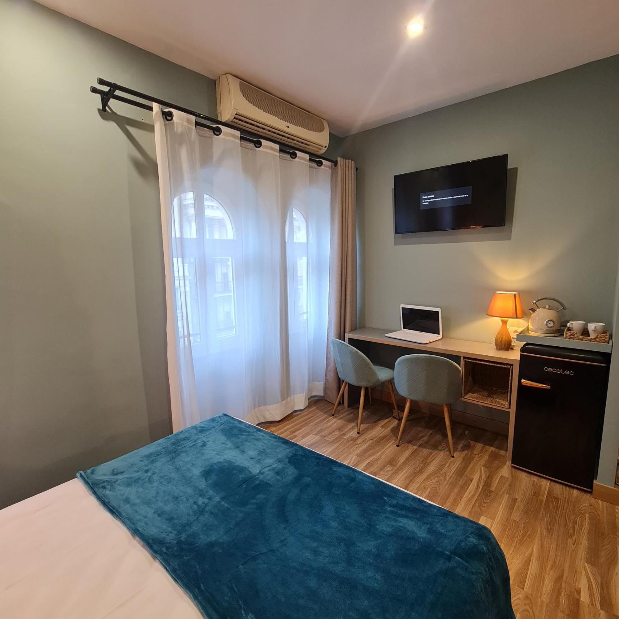 Luxury Green Hostal Madrid Gran Via Εξωτερικό φωτογραφία